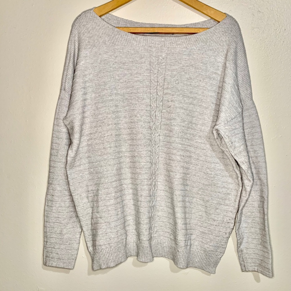 RED | Light Gray Boat Neck Sweater